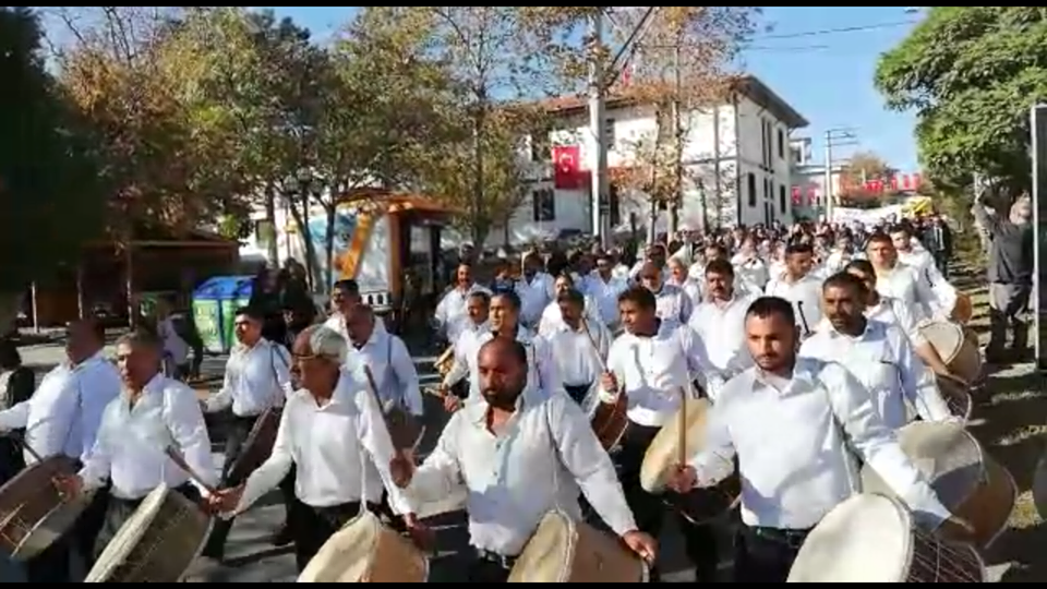 Keskin’de Cumhuriyet Bayramı Davul Zurna İle Kutlandı