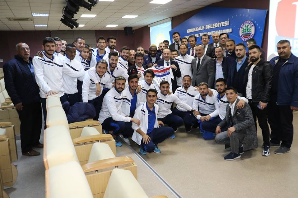 Saygılı’dan Futbolculara Moral Motivasyon