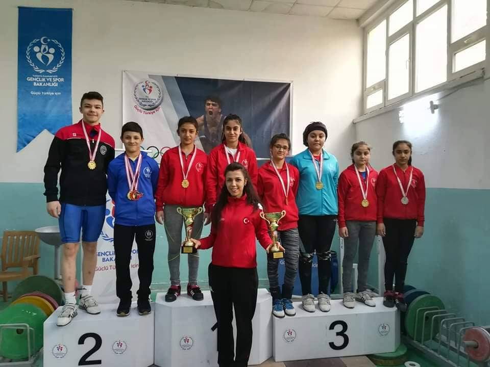 Kırıkkale’ye Madalya Yağdı