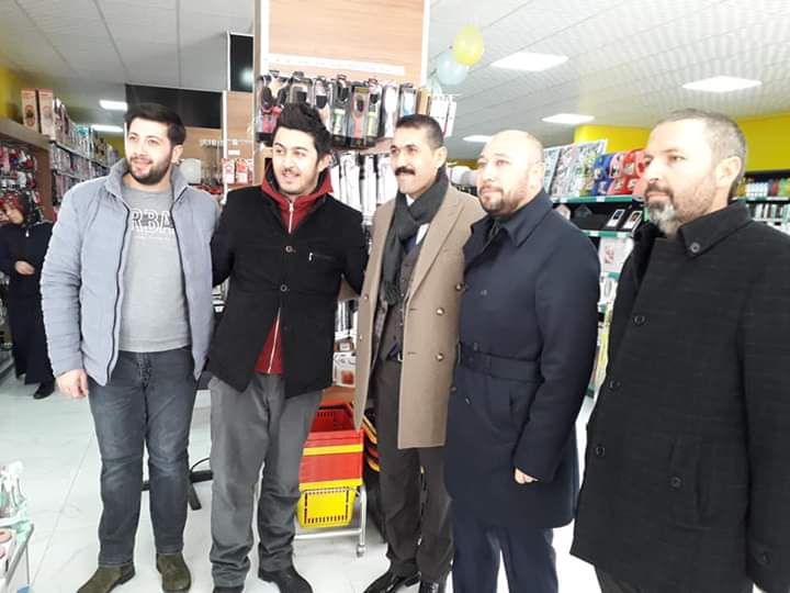 Serdar Yarar Kapı Kapı Dolaşıyor
