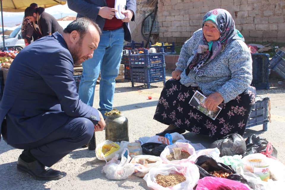 Salı Pazarı’nı gezdiler