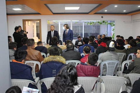Dağdelen gençlerle buluştu