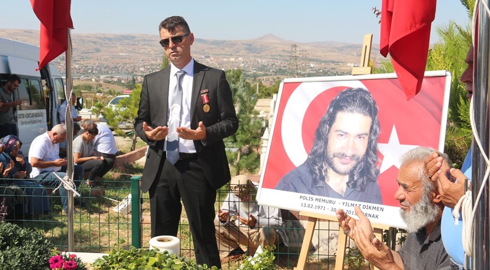 Şehit Polis Memuru Yılmaz Dikmen Anıldı