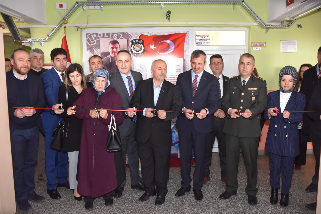 15 Temmuz Şehidi Hakan Yorulmaz’ın İsmi Okula Verildi