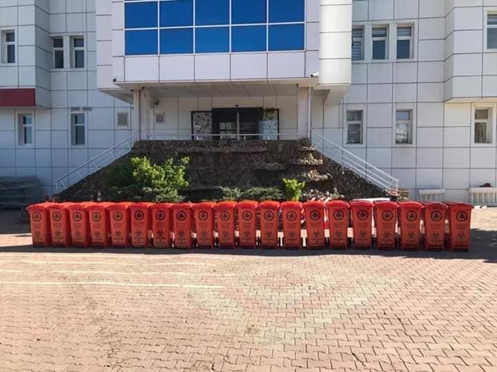 Bahşılı’ya Tıbbi Atık Kutuları Geldi