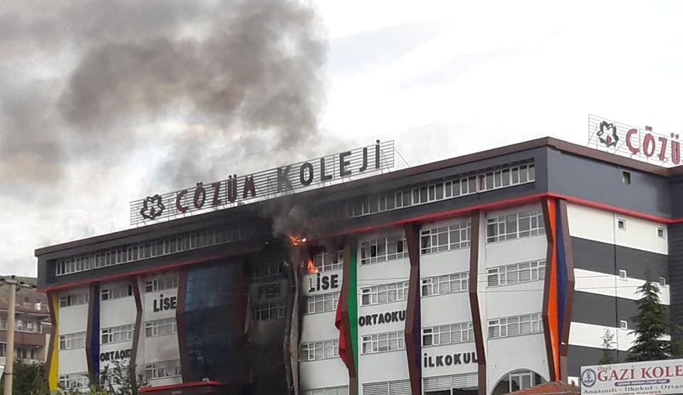 Kırıkkale Çözüm Kolejinde Yangın