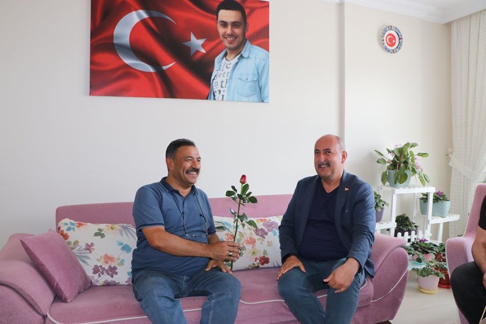 Türkyılmaz Şehit Babalarını Unutmadı