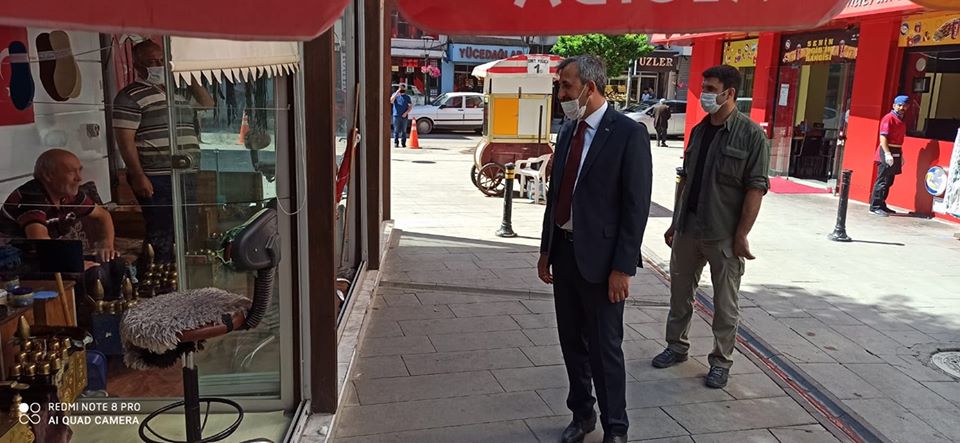 Vali Sezer Esnaf ve Vatandaşları Tek Tek Uyardı
