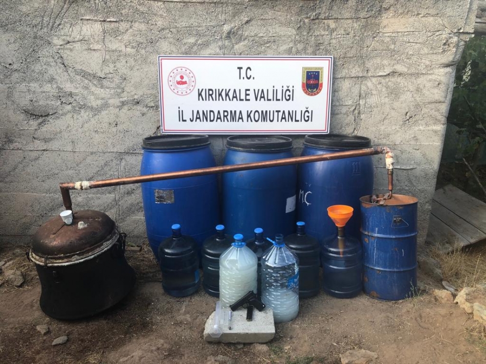Jandarmadan Kaçak İçki Operasyonu