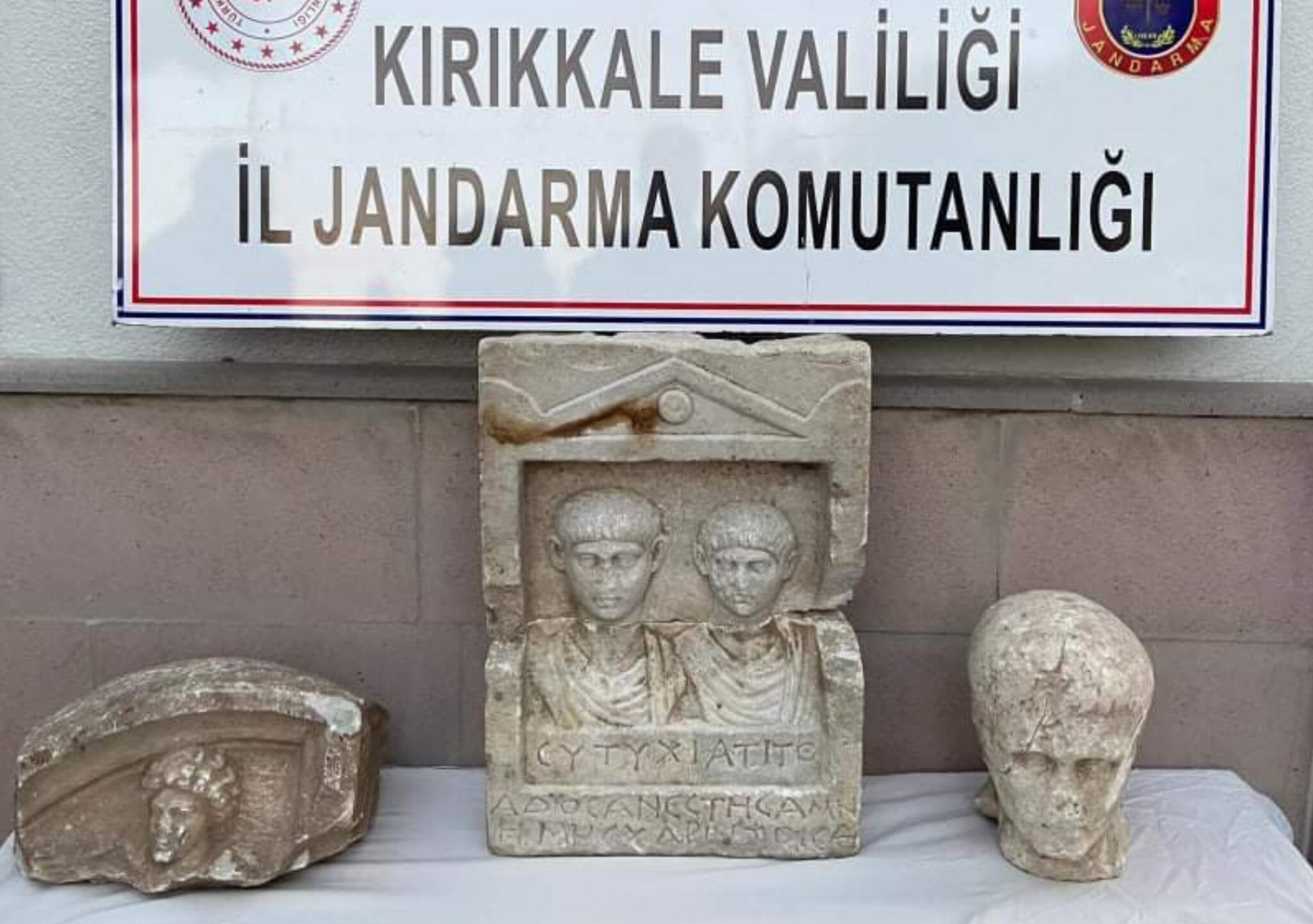 Kırıkkale’de Tarihi Eser Kaçakçıları Suçüstü Yakalandı