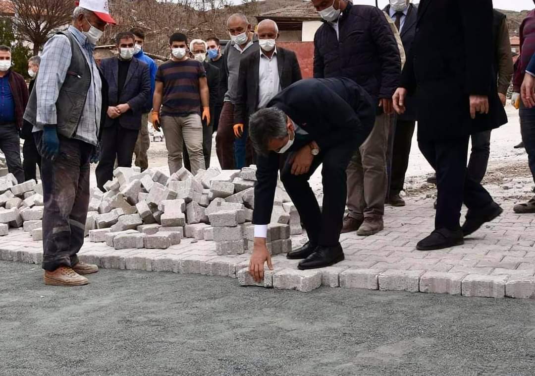 Vali Yunus Sezer Kılıçlar Köyünü Ziyaret Etti