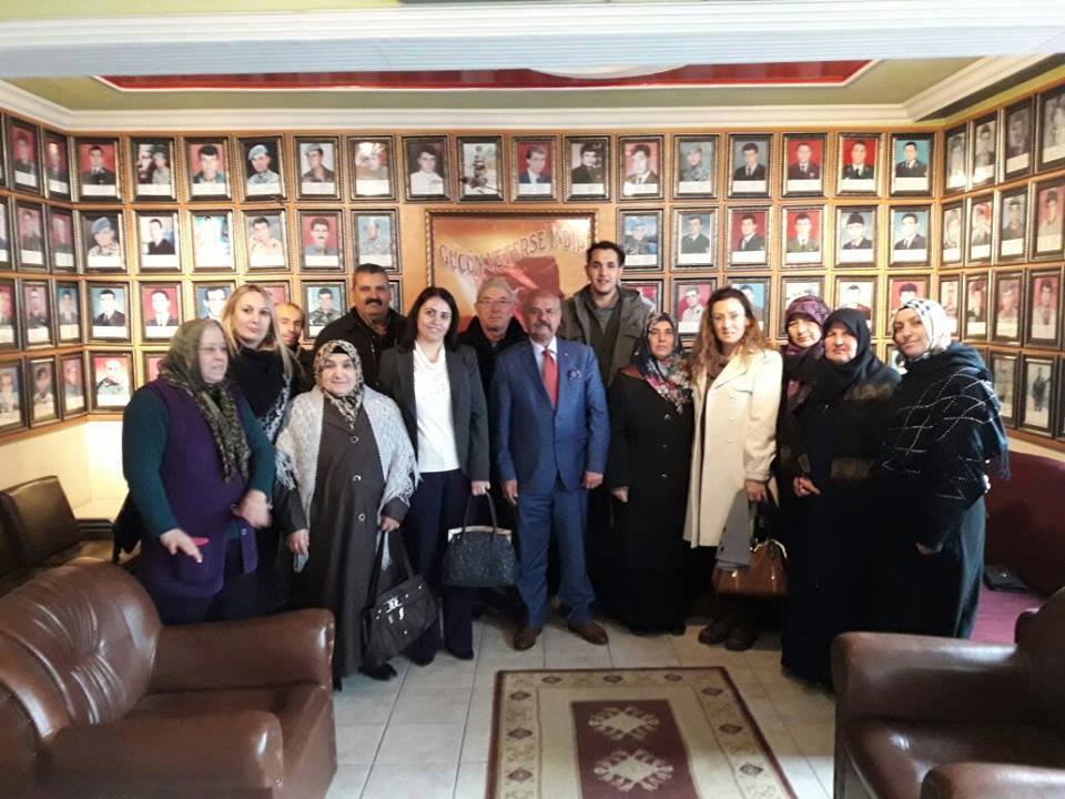 Hatice Çorumlu Şehit Ailelerini Ziyaret Etti