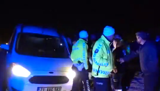 Kırıkkale’de Polis Aracı Kaza Yaptı 2’si Polis 3 Kişi Yaralandı