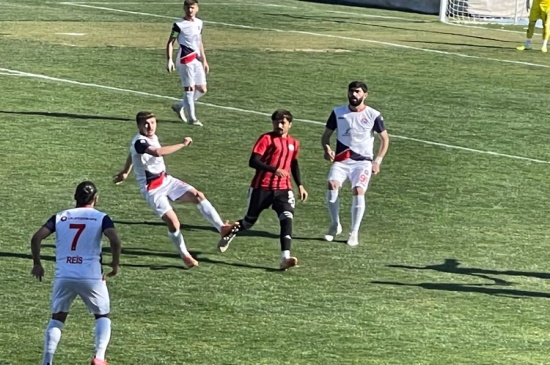 Şimşekler bir puana razı oldu