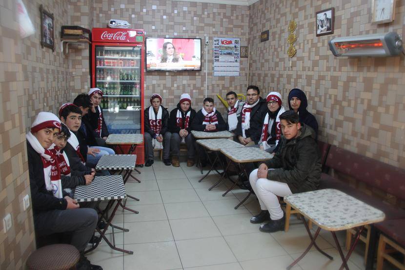 BÖYLE MÜDÜR YARDIMCISI HER OKULA LAZIM