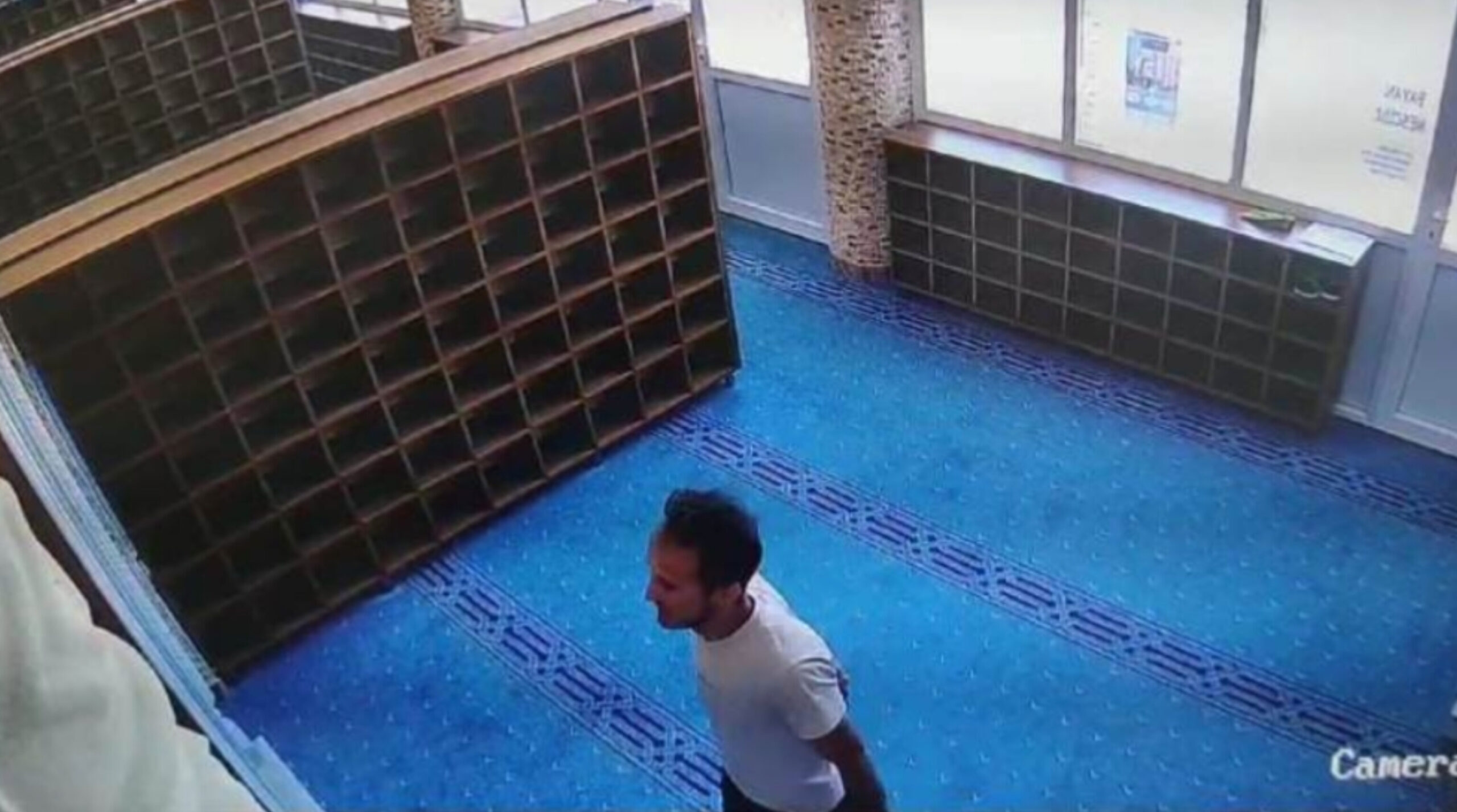 Cami hırsızı yakalandı