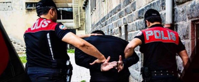 Dolandırıcılık suçundan aranması bulunan şahıs yakalandı