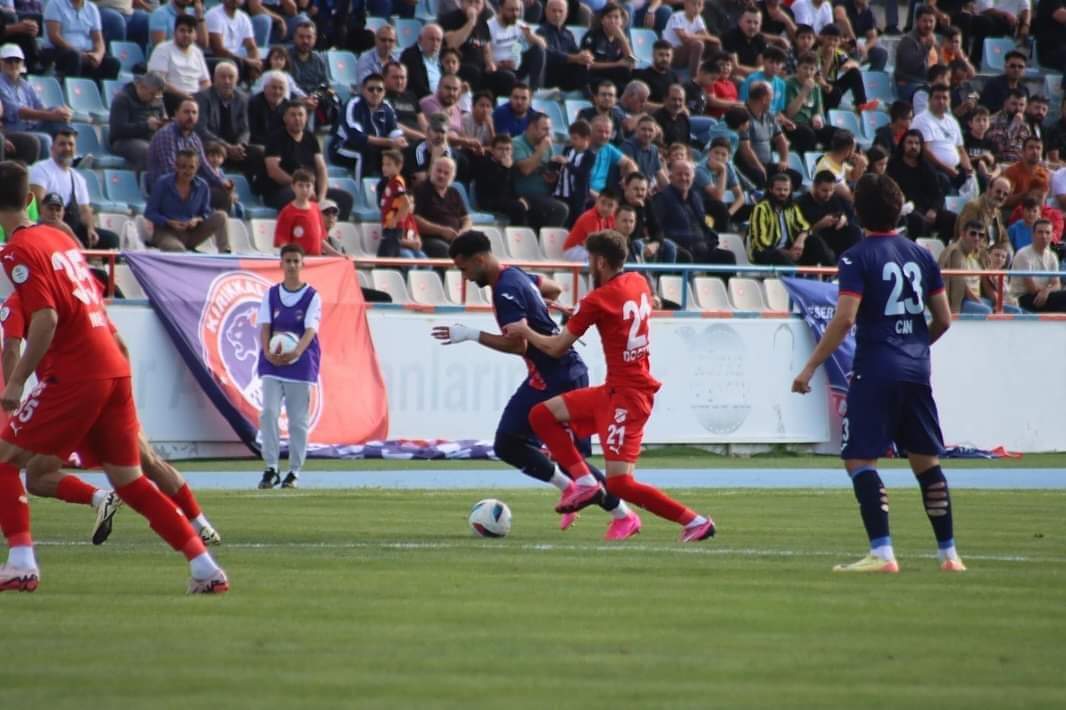 Kırıkkale FK evinde 3 puanın sahibi oldu