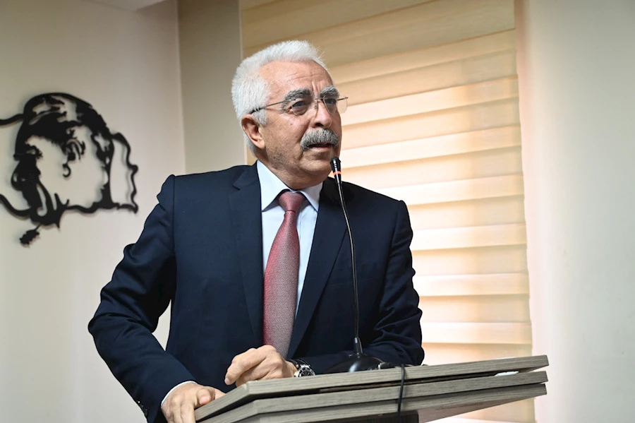 Pekdoğan ”DEMLENMEKLE” Meşgul Olan CHP’den İstifa Ediyorum