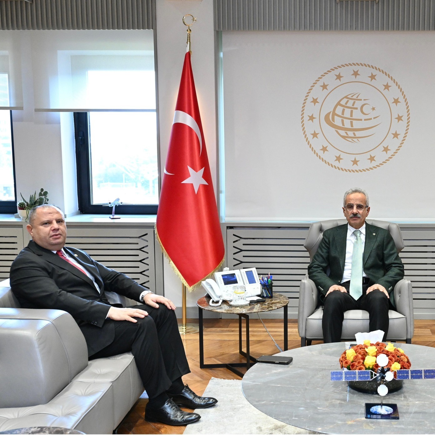 Öztürk Bakan Uraloğlu’nu ziyaret etti