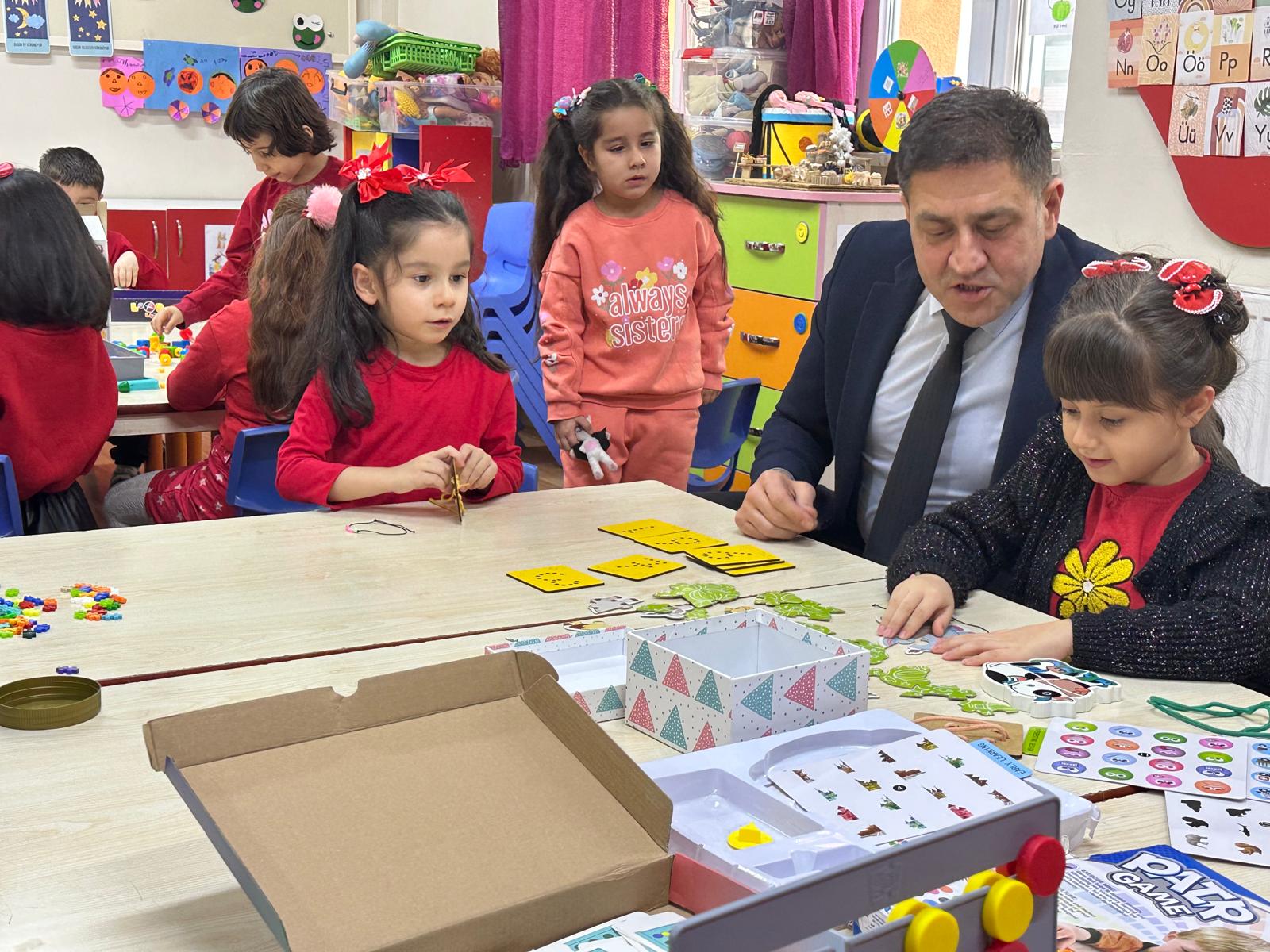 İl Milli Eğitin Müdürü Rıza Aydın, “GELECEĞİN MİMARI MİNİK KALPLERLE BULUŞTU”