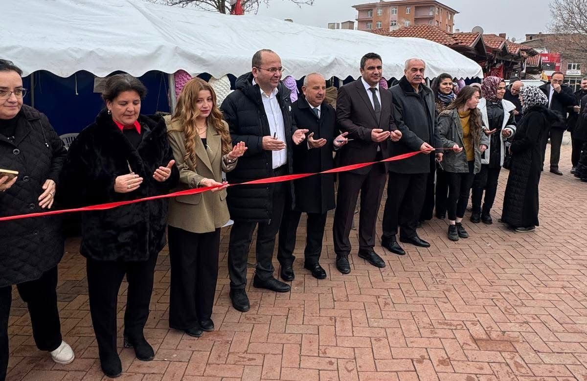 Kaymakam Çil ve Başkan Cönger’den Açılış: Keskin’de Aşure ve Sanat Buluştu
