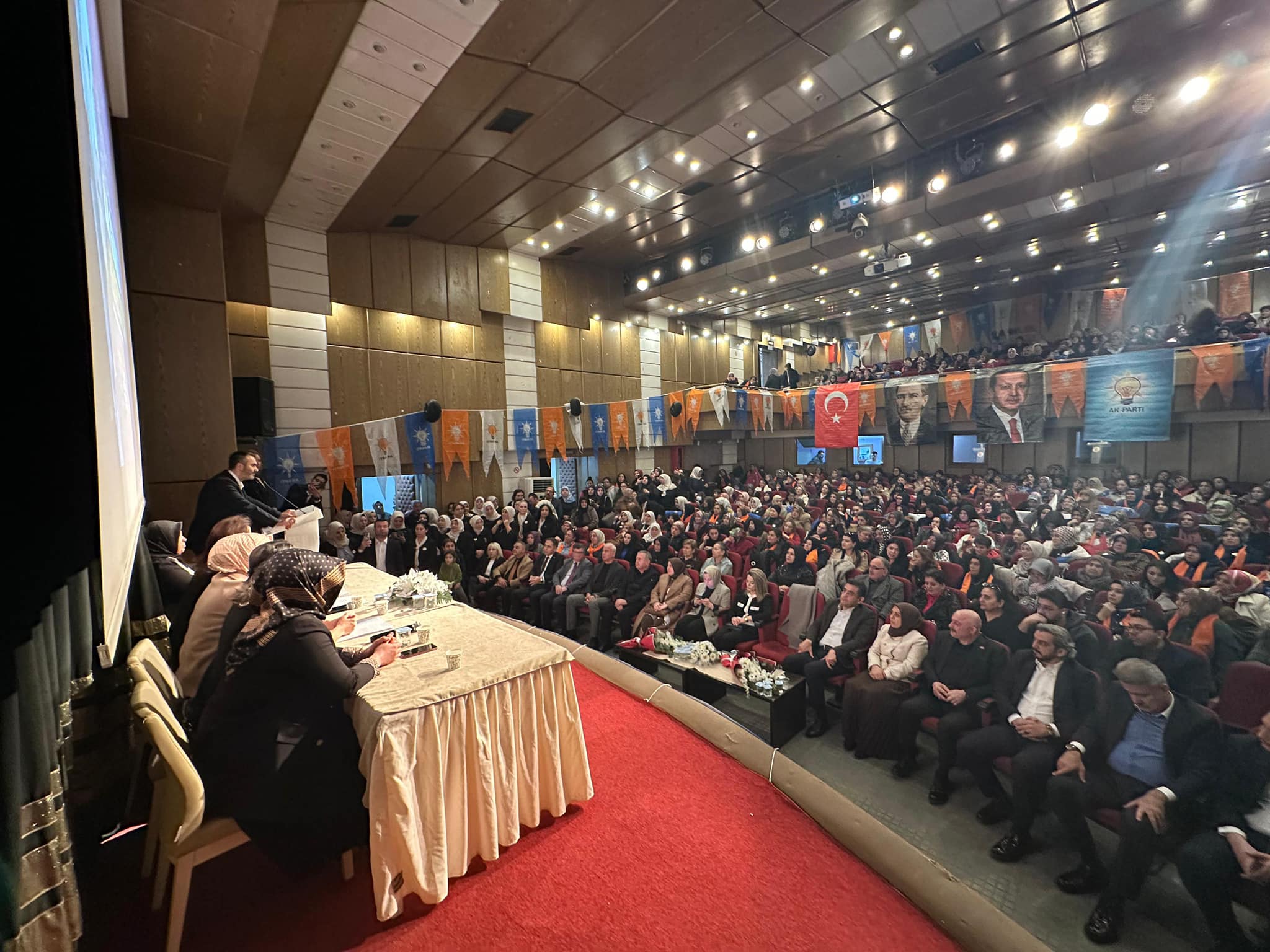 Özden Temoçin Güven Tazeledi