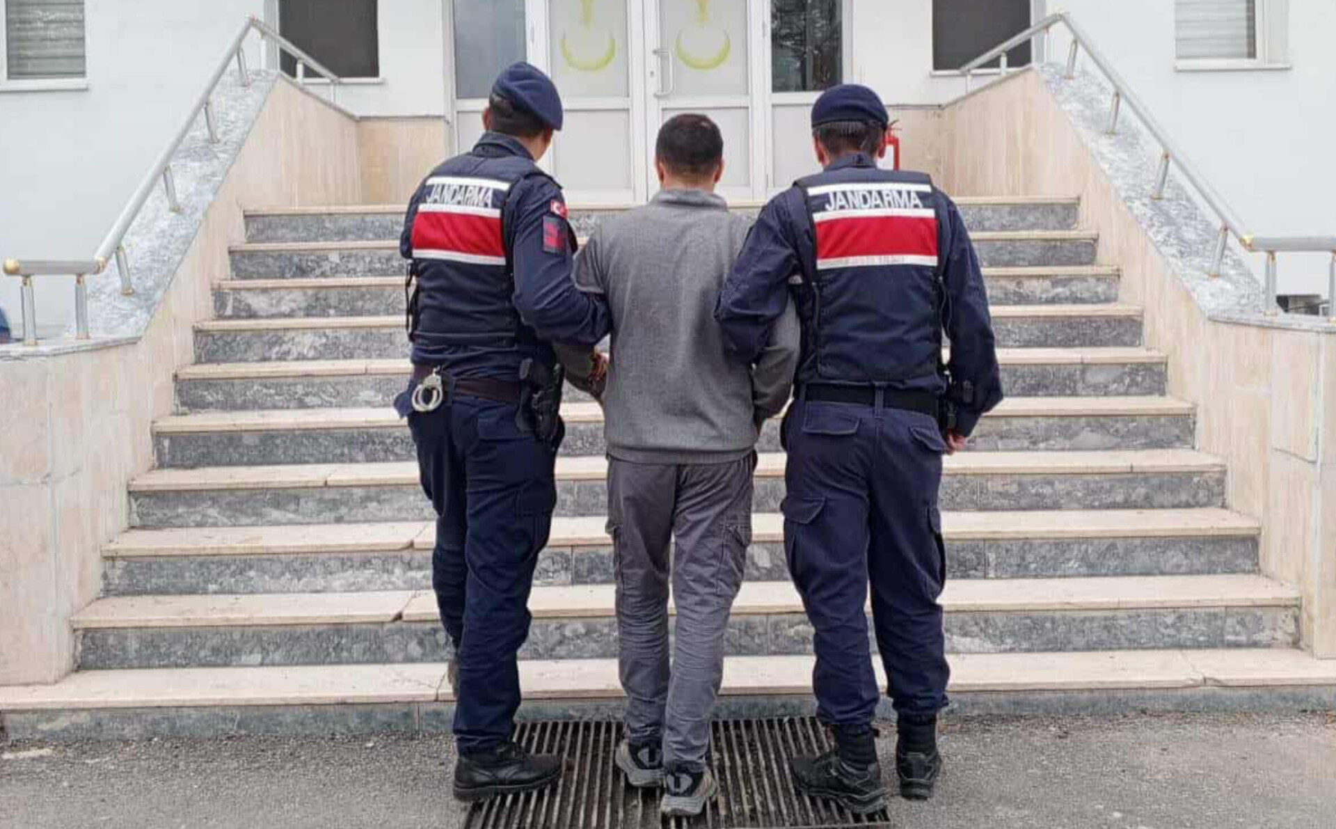Kırıkkale’de dolandırıcılık suçu firarisi yakalandı