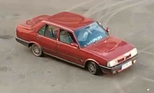 Drift yapıp kaçan sürücü yakalandı
