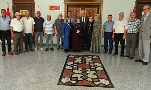 Şehit ailelerinden Vali Makas’a ziyaret