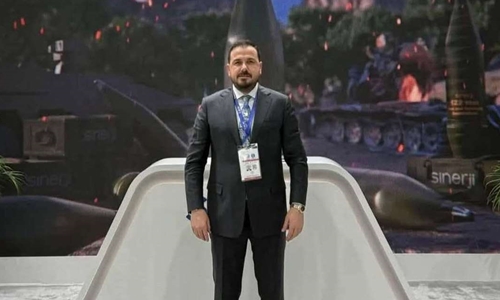 Tehditlere net tavır