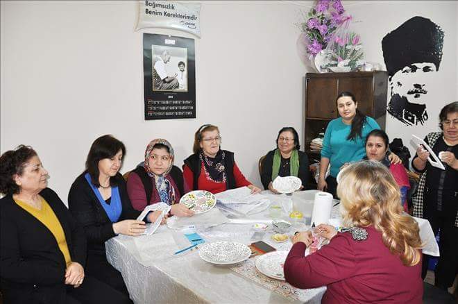 CHP´li Hanımlardan Sanatsal Etkinlik