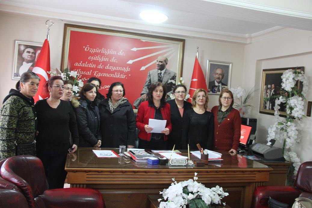 CHP KADIN KOLLARI AÇIKLAMA YAPTI