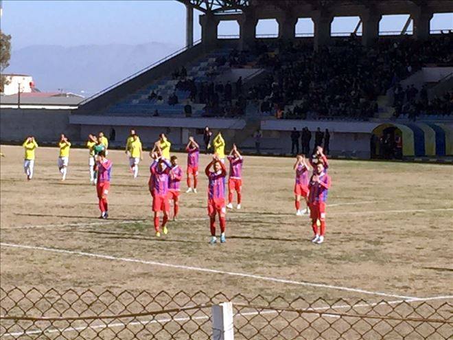 DEPLASMANDAN BİR PUANLA DÖNDÜ