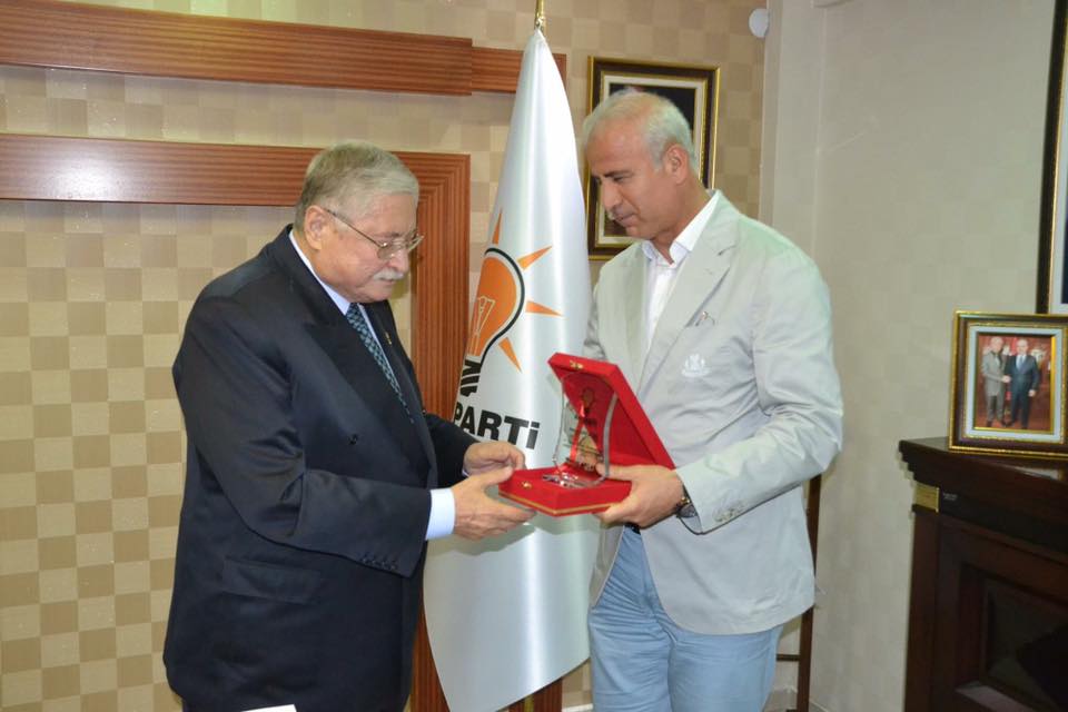 SİYASET AKADEMİSİ DERSLERİ BAŞLADI