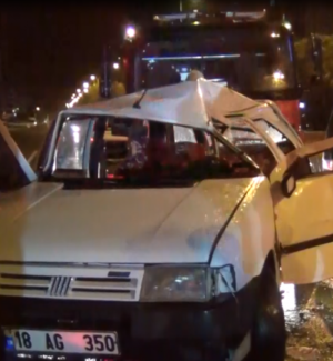 Kırıkkale’de 2 Ayrı Trafik Kazasında 6 Kişi Yaralandı